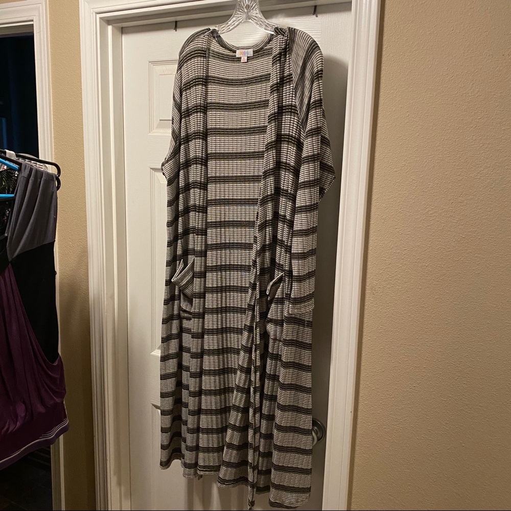 Lularoe Sarah XL